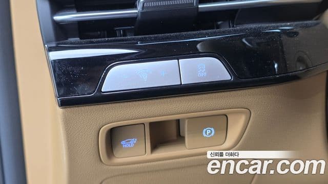Genesis Electrified G80 2025 — Şəkil 13/20