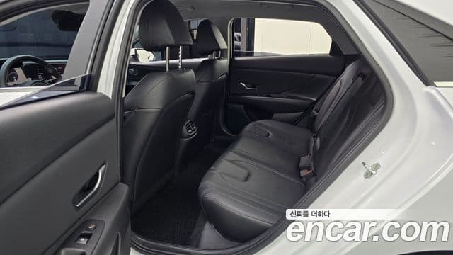 Hyundai Avante 2020 — фото 12 из 20