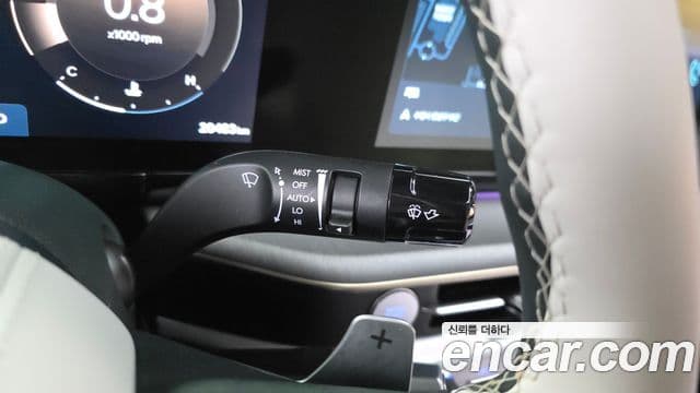 Hyundai Grandeur Hybrid 2025 — Photo 9/35