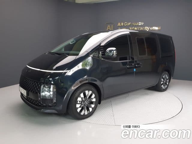 Hyundai Staria 2023 — Фото 9/20