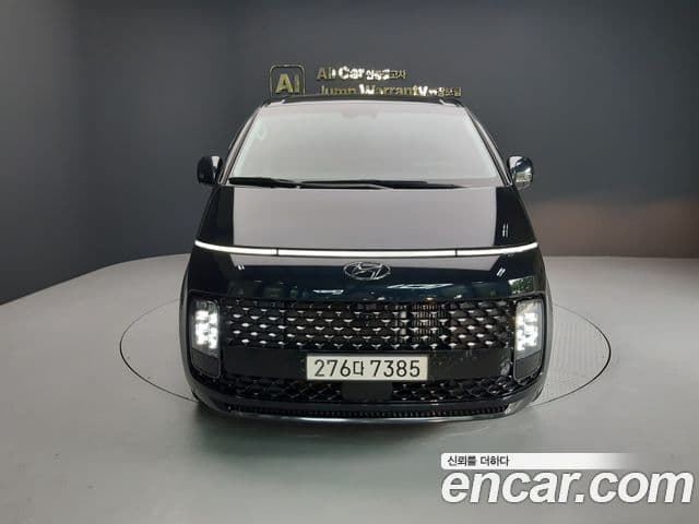 Hyundai Staria 2023 — Фото 2/20