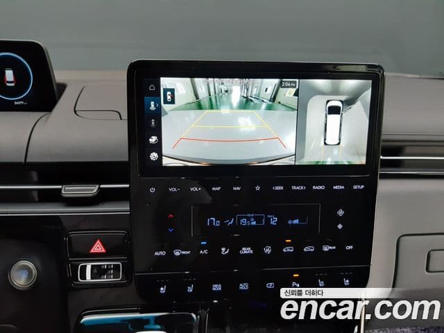 Hyundai Staria 2023 — Фото 17/20