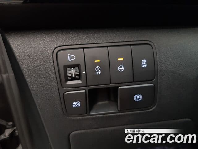 Hyundai Staria 2023 — Фото 18/20