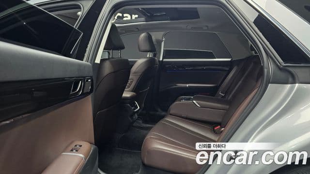 Hyundai Grandeur 2023 — Şəkil 12/20