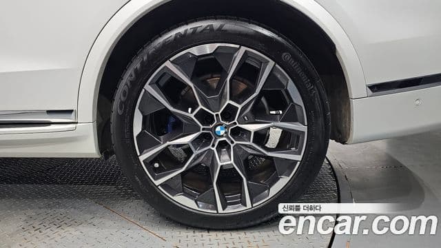 BMW X7 2024 — Şəkil 3/37