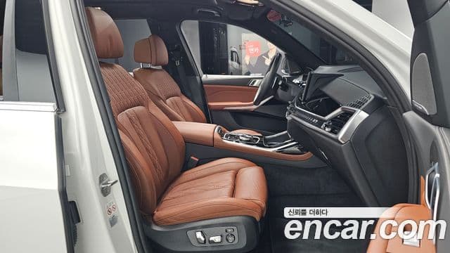 BMW X7 2024 — Şəkil 19/37