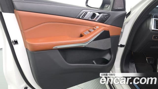 BMW X7 2025 — Şəkil 23/35