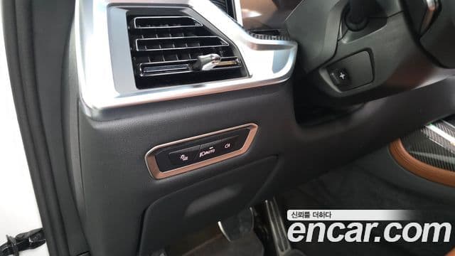 BMW X7 2025 — Şəkil 24/35