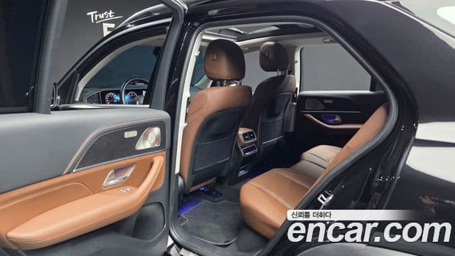 Mercedes-Benz GLE-Class 2024 — Photo 29/38