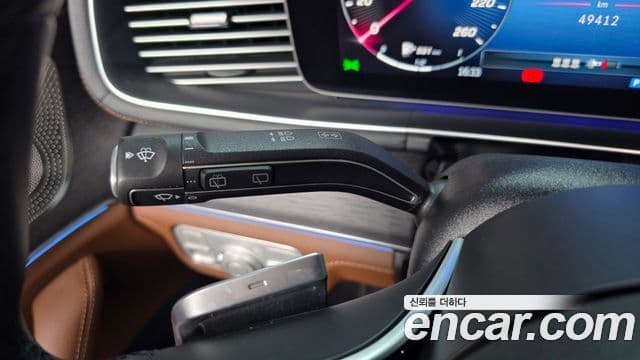 Mercedes-Benz GLE-Class 2024 — Photo 2/38
