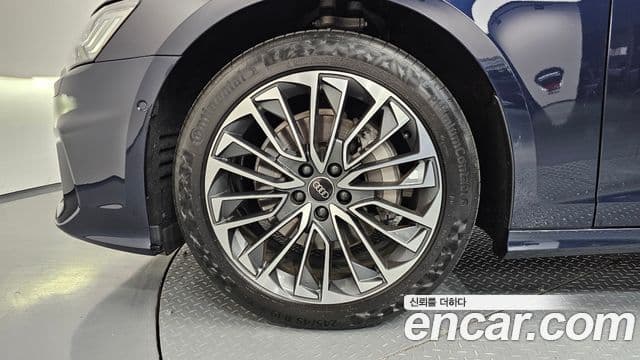 Audi A6 2024 — Photo 1/35