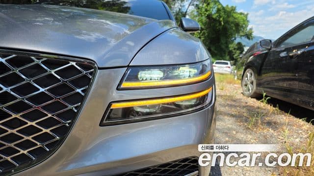 Genesis G80 2020 — Photo 10/33