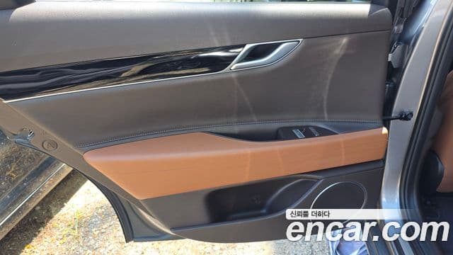 Genesis G80 2020 — Photo 33/33