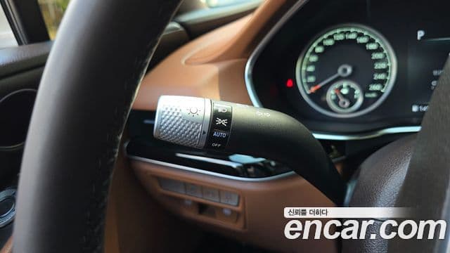 Genesis G80 2020 — Photo 19/33