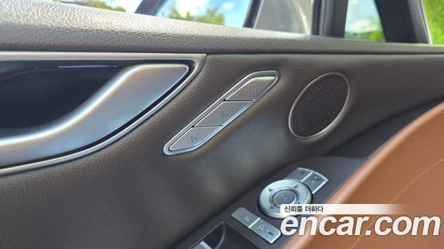 Genesis G80 2020 — Photo 27/33