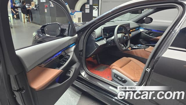 BMW 5 Series 2026 — ფოტო 10/20