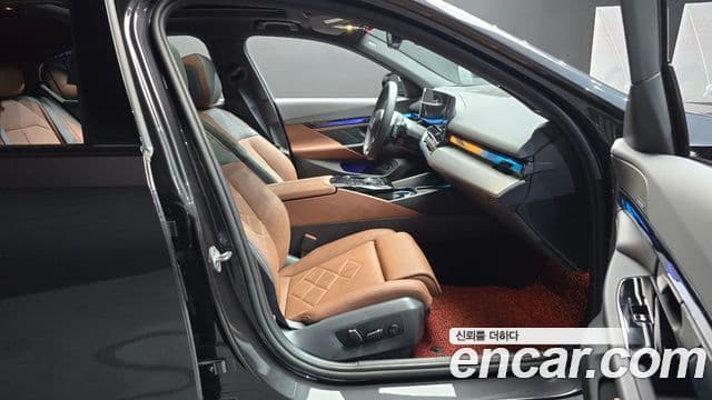 BMW 5 Series 2026 — Photo 21/31
