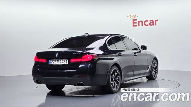 BMW 5 Series 2021 — Şəkil 2/20