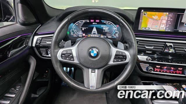 BMW 5 Series 2021 — Şəkil 13/20