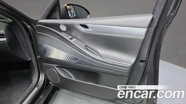 Genesis G80 2022 — ფოტო 15/40
