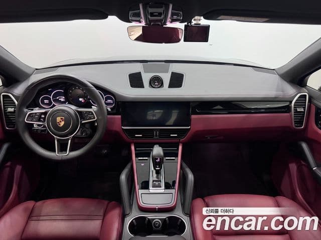 Porsche Cayenne 2020 — Photo 4/20