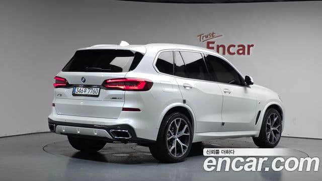 BMW X5 2021 — ფოტო 2/20