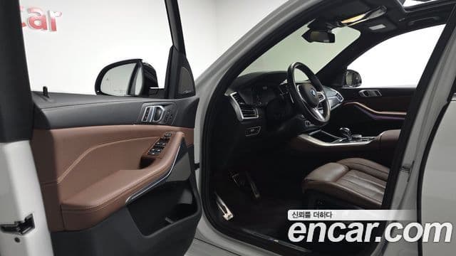 BMW X5 2021 — ფოტო 10/20
