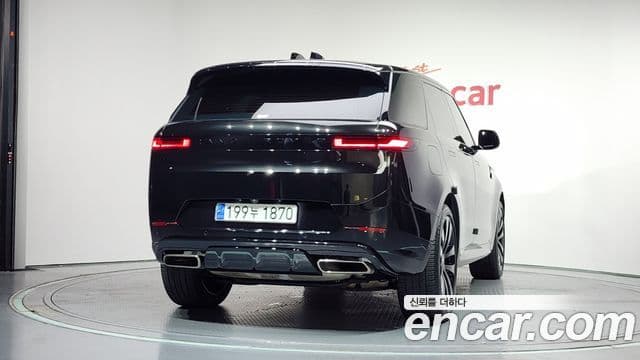 Land Rover Range Rover Sport 2024 — ფოტო 4/20