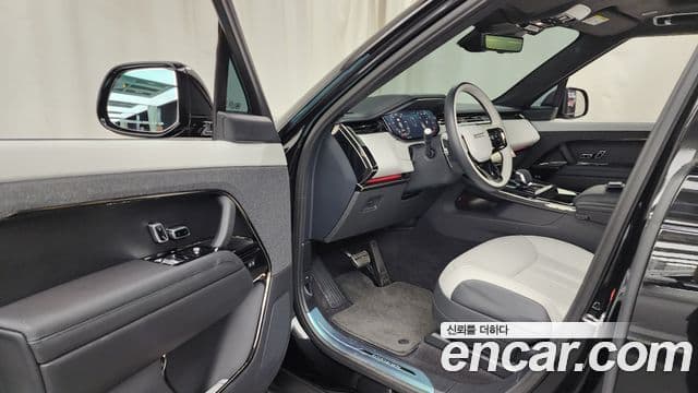 Land Rover Range Rover Sport 2024 — ფოტო 10/20