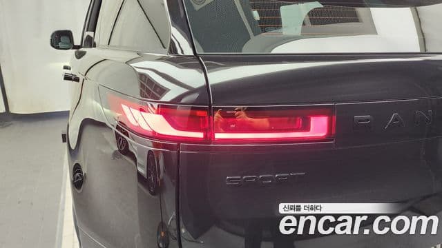 Land Rover Range Rover Sport 2024 — ფოტო 25/36