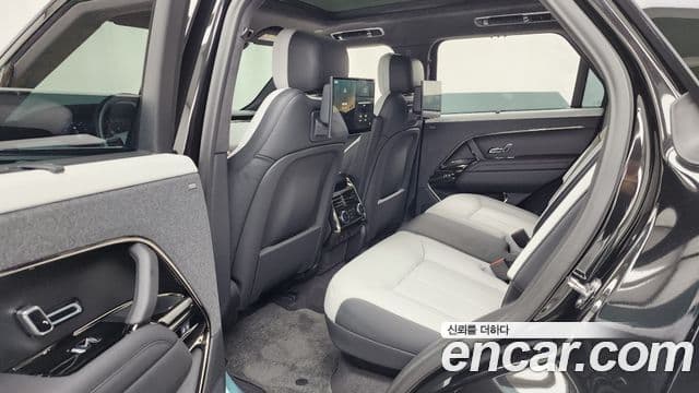 Land Rover Range Rover Sport 2024 — ფოტო 14/36
