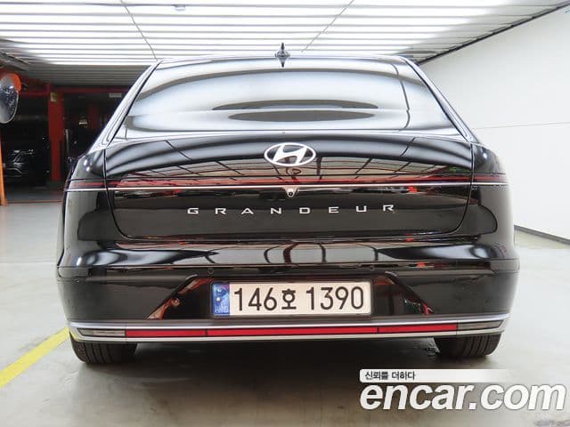 Hyundai Grandeur 2023 — ფოტო 2/20