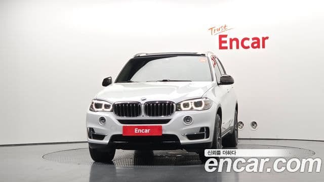BMW X5 2018 — Фото 3/20