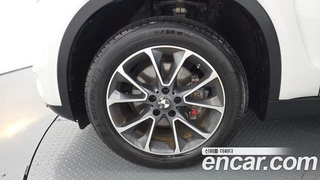 BMW X5 2018 — Фото 5/20