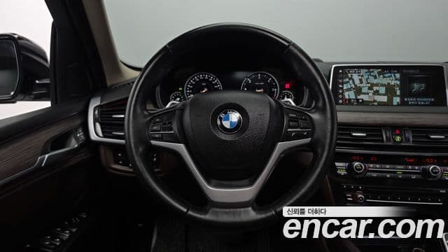 BMW X5 2018 — Фото 13/20