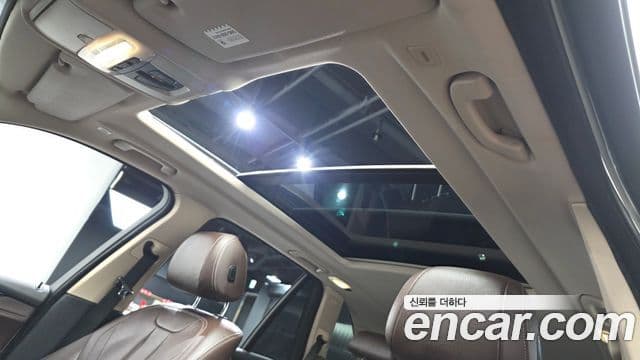 BMW X5 2018 — Photo 8/32