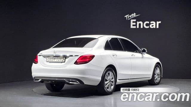 Mercedes-Benz C-Class 2020 — Şəkil 2/20