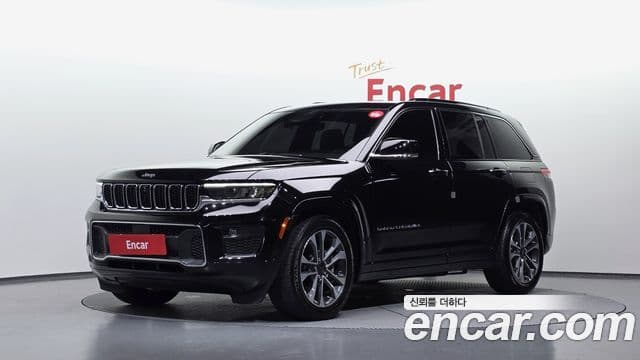 Jeep Grand Cherokee 2023 — Фото 20/20