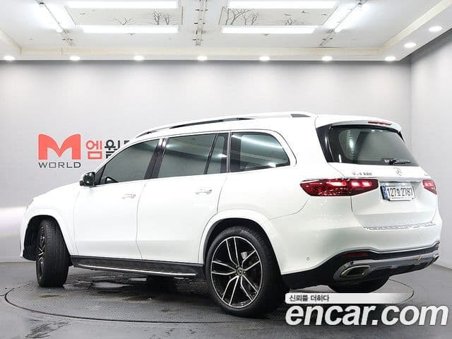 Mercedes-Benz GLS-Class 2024 — Фото 2/20