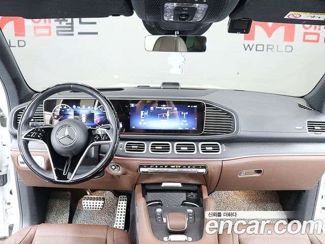 Mercedes-Benz GLS-Class 2024 — Фото 13/20