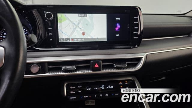 Kia K5 2022 — Şəkil 14/20