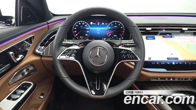 Mercedes-Benz E-Class 2026 — Фото 13/20