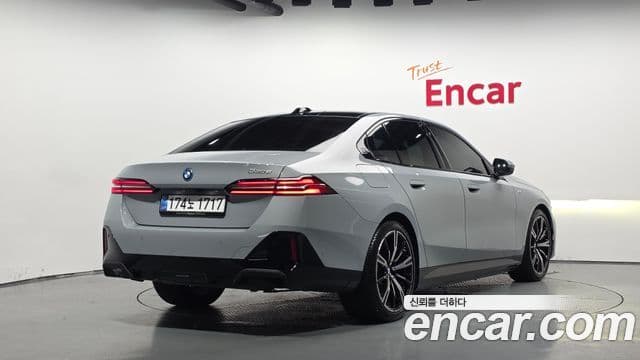 BMW 5 Series 2025 — Photo 20/20