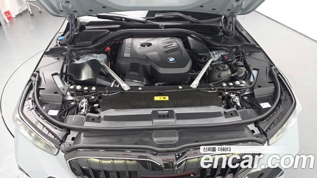 BMW 5 Series 2025 — Photo 13/20