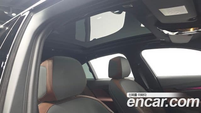 BMW 5 Series 2025 — Photo 15/20