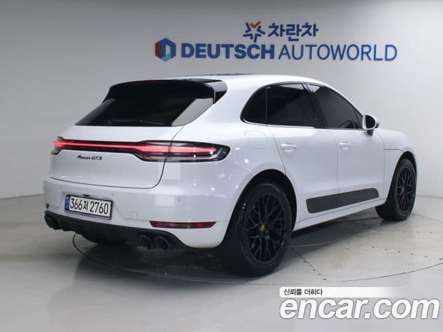Porsche Macan 2021 — Şəkil 2/8