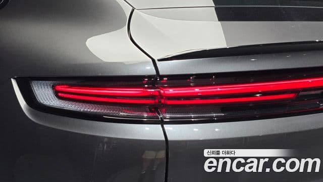 Porsche Cayenne 2024 — Photo 33/37