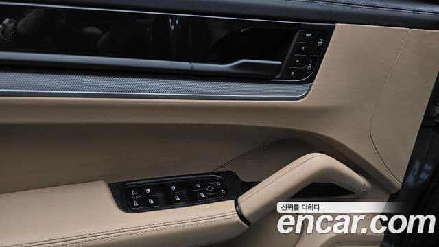 Porsche Cayenne 2024 — Photo 1/37