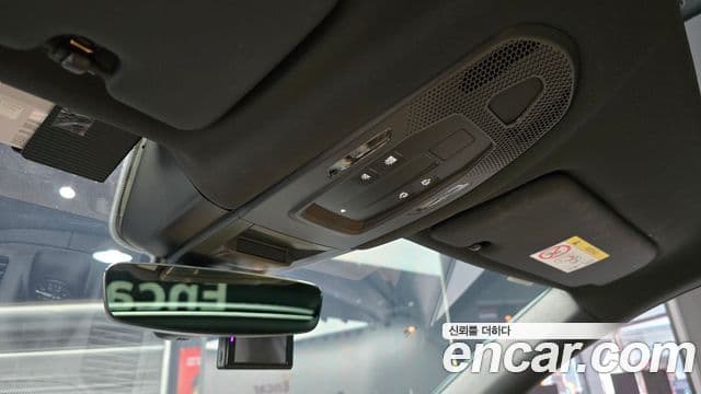 Porsche Cayenne 2024 — Photo 21/37