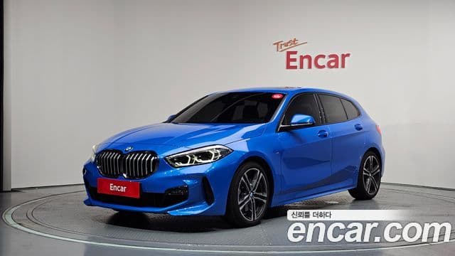 BMW 1 Series 2023 — Фото 1/20